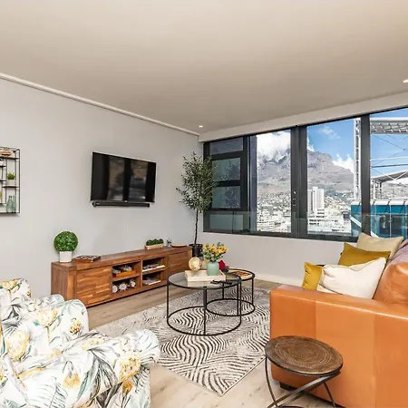 Beautiful Family Apartment With Amazing Views @ 16 On Bree Cape Town Exterior photo